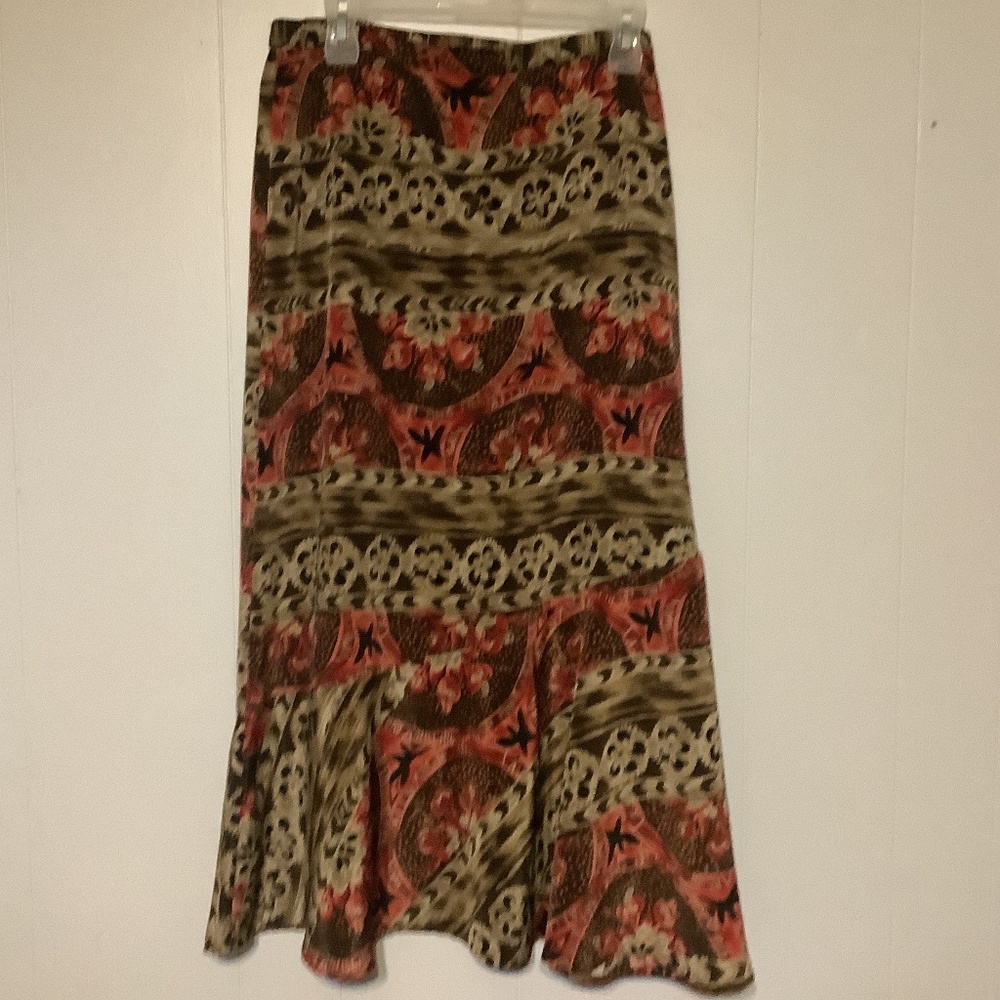 Women’s skirt, sz XLg 100% Polyester